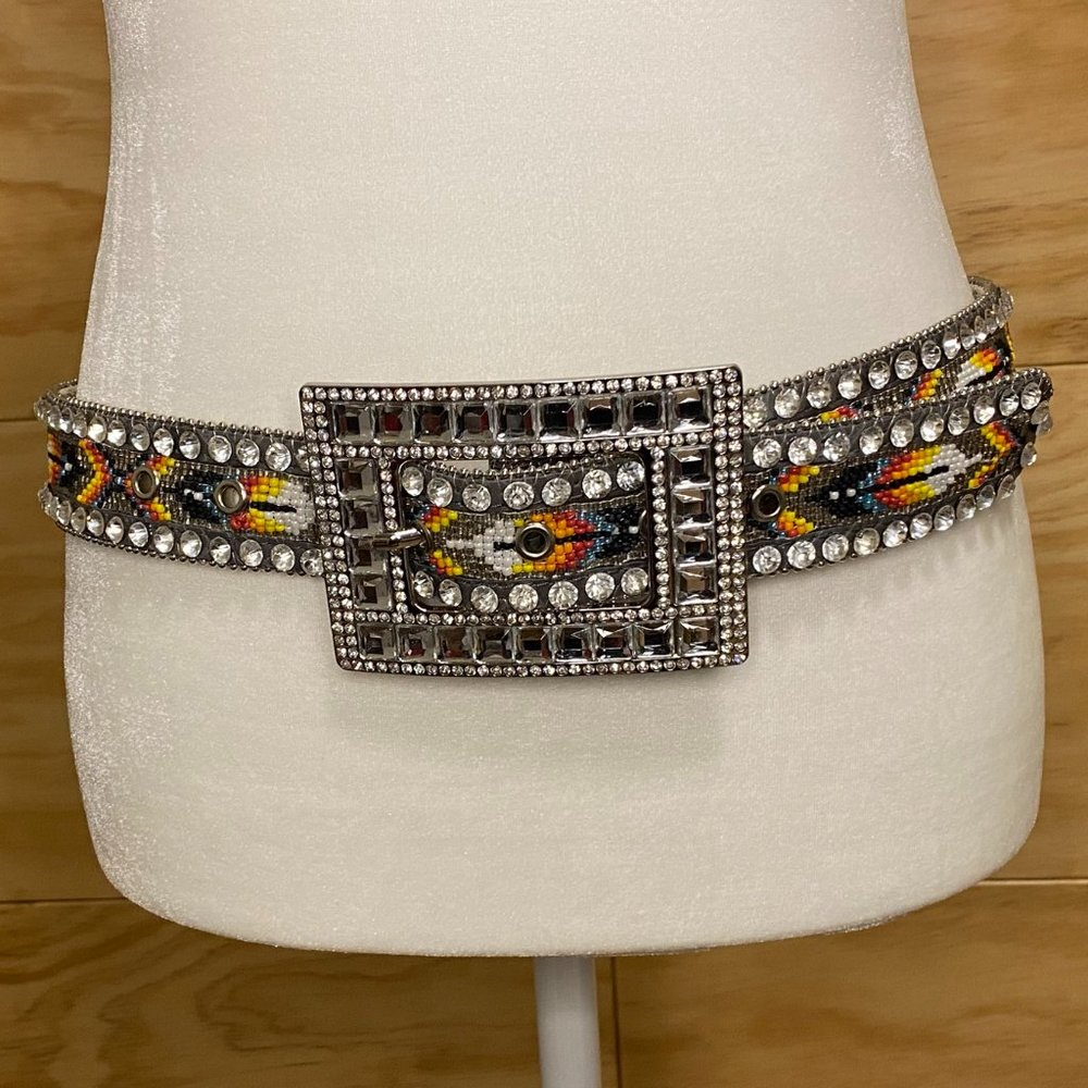 NEW NOCONA Aztec Beaded Rhinestone Belt - M